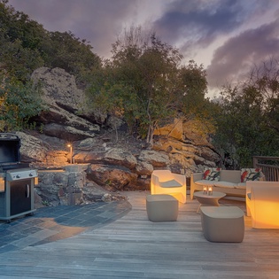 guest-house-exterior-nightly-lagon-estate-track1