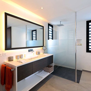 Bathroom at WV DAD, Lorient, St. Barthelemy
