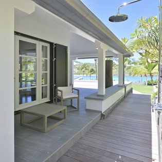 bedroom-3-silver-rainbow-track5