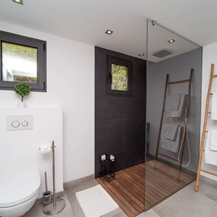 Bathroom at WV RID, Anse des Cayes, St. Barthelemy