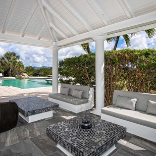 15-SoleLuna-OutdoorLiving
