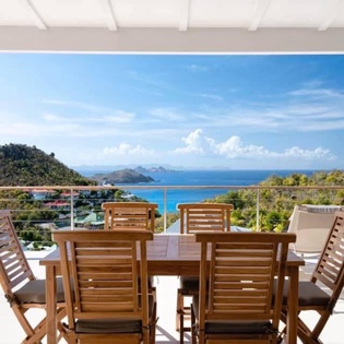 exterior-1-Cypraea-track1