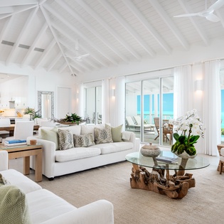 oceanside-tower-living-room-track1