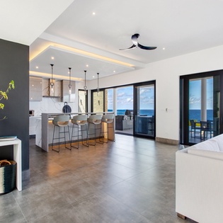 living-room-reve-noir-track4