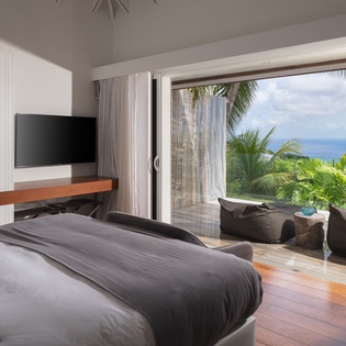 11.2-guest-bedroom-1-hvhh-
