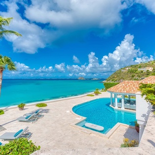 2-PetitePlage5-Beachfront