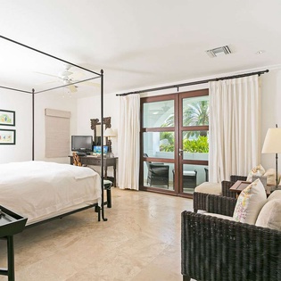 Bedroom at PIE BDV, Beachfront/Cupecoy, St. Martin