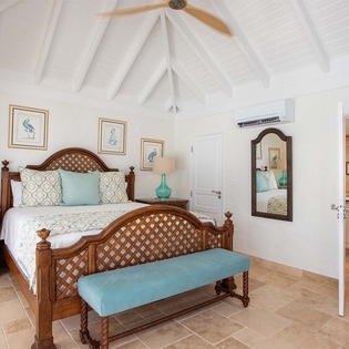 40-BeauRivage-Bedroom2