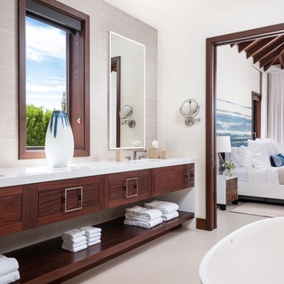 bathroom-2-vision-beach-track2