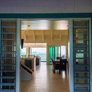 Living Room at TC MSW, Ocean Pt/Taylors, Turks & Caicos