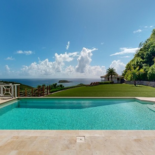 exterior1-mustique-track6