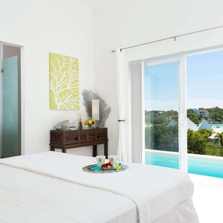 Bedroom at IE VBL, Ocean Pt/Taylors, Turks & Caicos