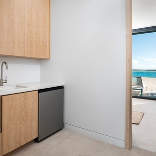 bedroom-1-emerald-breeze-track2