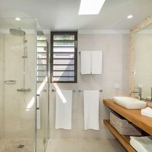 Bathroom at WV SBV, Gustavia, St. Barthelemy