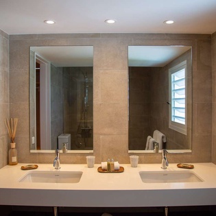 Bathroom at WV CAR, Lorient, St. Barthelemy