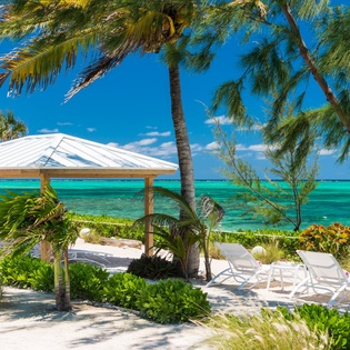 outdoor-view-reef-pearl-track2