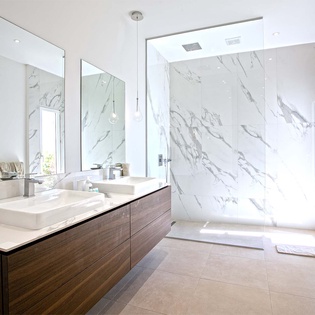 26-Aqua-Bathroom3