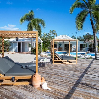 6-Jacaranda-DayBeds