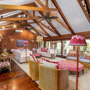 interior-1-the-catch-track1