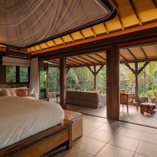 bedroom-2-bali-buah-track3