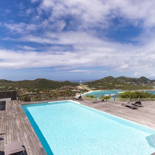 pool-apartement-ocean-nest-track1