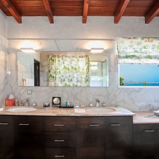 master-bedroom-dream-in-blue-track6