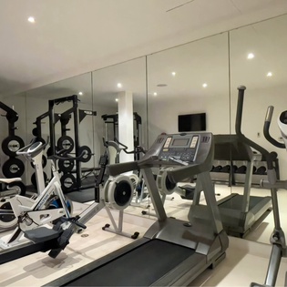 gym-the-beach-house-track1