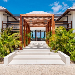 outside-view-vision-beach-track2