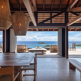 living-room-dining-room-manoir-voltaire-track6