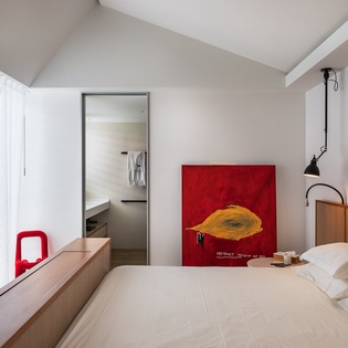 guest-bedroom2-opus-track1