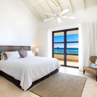 Bedroom at PIE FAR, Beachfront/Cupecoy, St. Martin