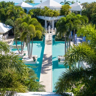 outside-view-lidija-house-at-the-pearls-track3