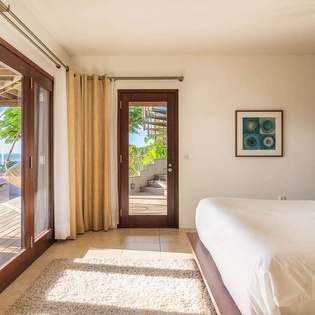 Bedroom at WV MER, Gouverneur, St. Barthelemy