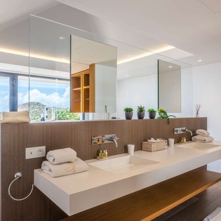 Bathroom at WV BST, Lurin, St. Barthelemy