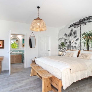 16-Jacaranda-Bedroom1