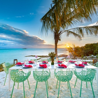 exterior-villa-bristol-breeze-track22