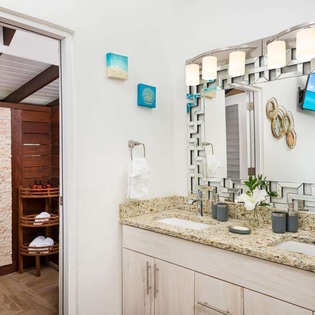 Bathroom at IE BCT, Chalk Sound/Taylors, Turks & Caicos
