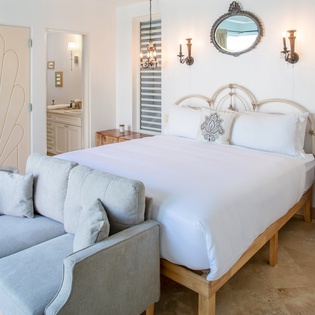 bedroom-6-lidija-house-at-the-pearls-track1