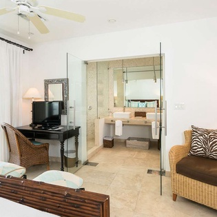 Bedroom at PIE BDV, Beachfront/Cupecoy, St. Martin