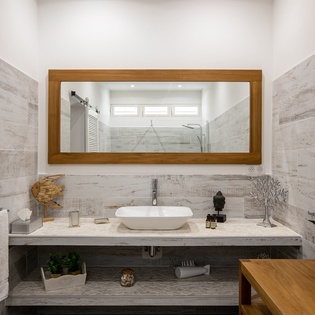 bathroom-1-azur-dream-track3