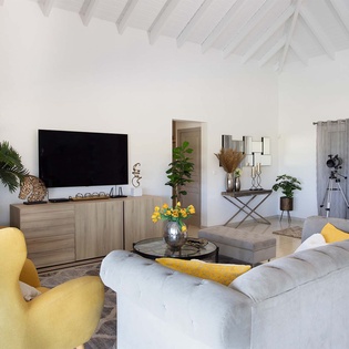 14-LaCasaDelJefe-LivingRoom