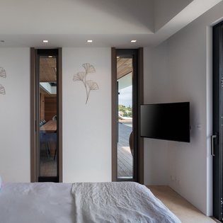 guest-bedroom-6-epicure-track2