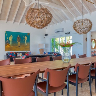 17-PetitePlage5-DiningArea
