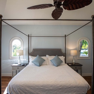 19-Beauvoir-Bedroom1