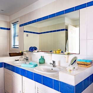 Bathroom at WV SBM, Grand Cul de Sac, St. Barthelemy