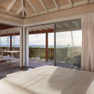 bedroom-4-angelina-track1