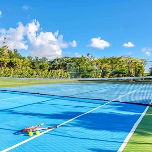 TENPIE LAP, Hillside/Terres Basses, St. Martin