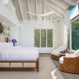 bedroom-1-twin-palms-track2