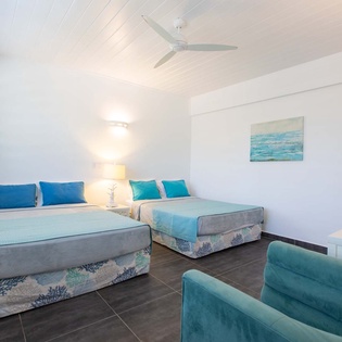 31-26_VillaBeachSecrets