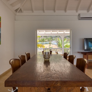 living-room-casa-cervo-track2
